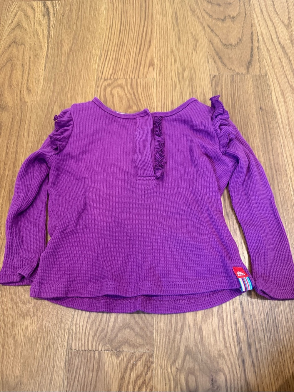 Magnetic Me top